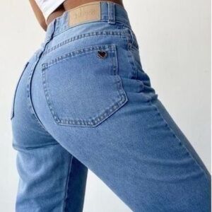 NWT Chipre High Rise Mom Barrel Jeans 27/4 crop